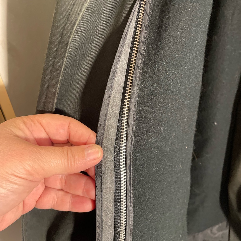 London Fog Men's Black Trench Coat - Picture 9 of 14